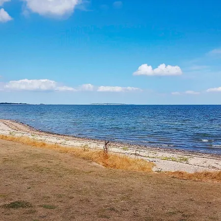 10 Person Holiday In Roslev Flovtrup