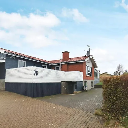 10 Person Holiday In Roslev Holiday home Flovtrup