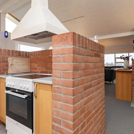 Semesterbostad 10 Person In Roslev *