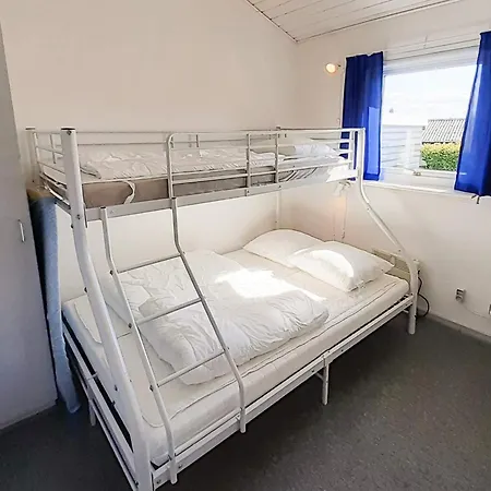 Semesterbostad 10 Person In Roslev *
