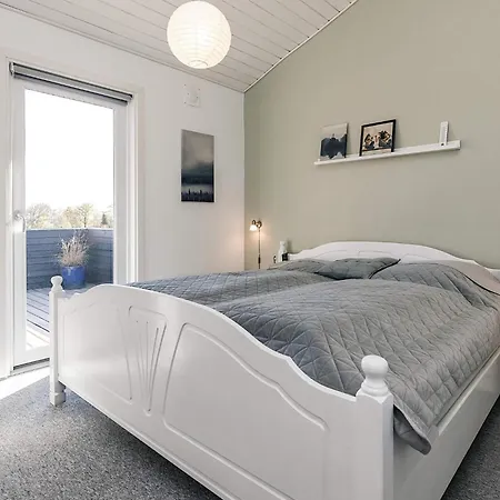 4 Star In Roslev Flovtrup